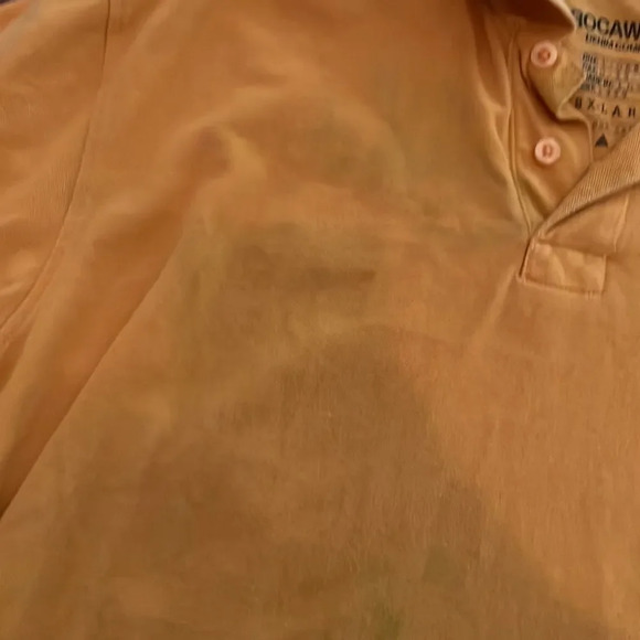Roca wear polo with small stains - Picture 2 of 3